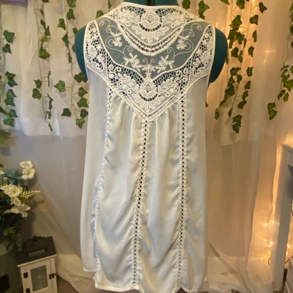 Crochet Lace Women’s Tunic Dress ColorWhite Size Medium - Picture 3 of 5